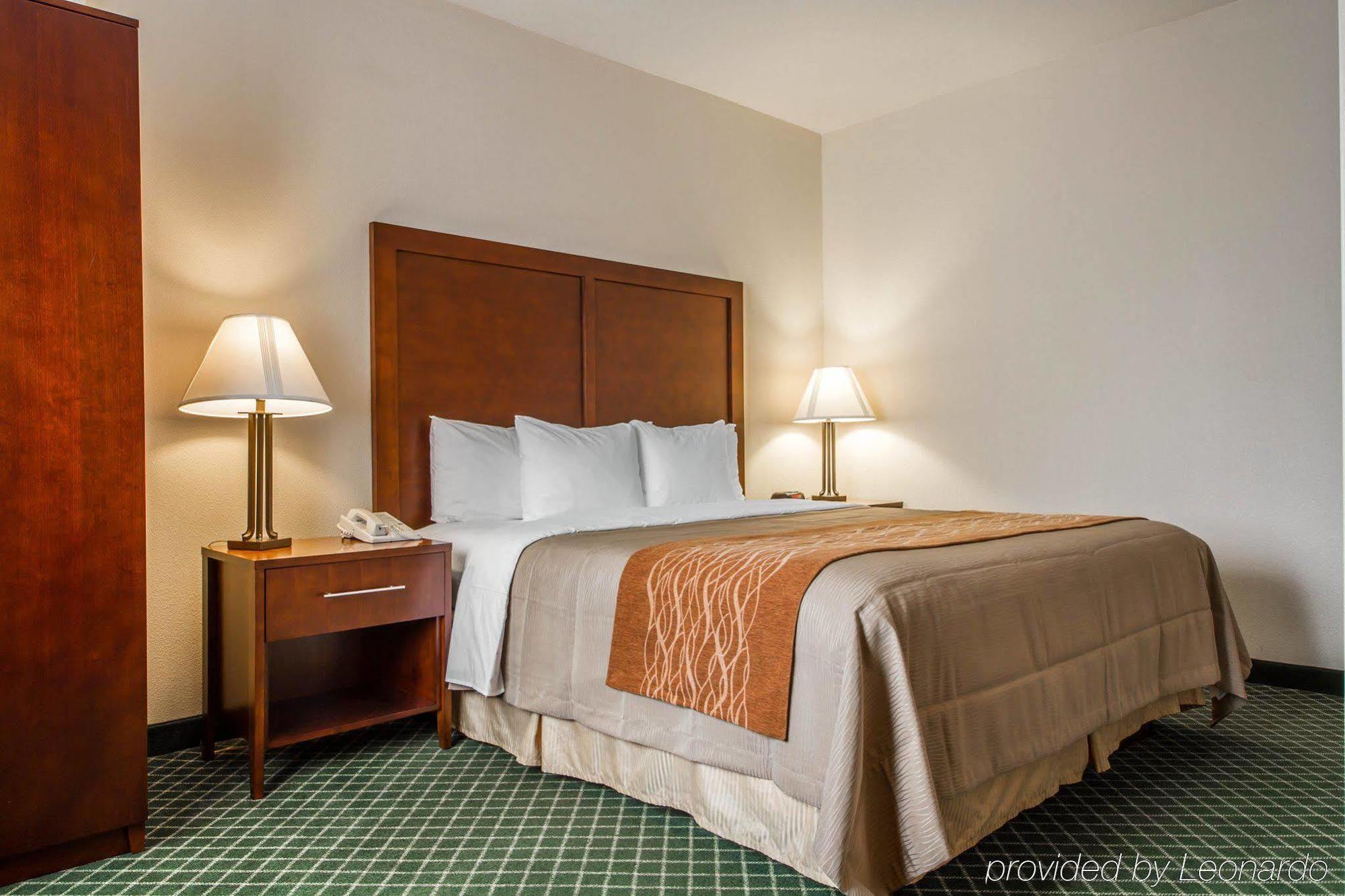 Comfort Inn & Suites Oakland Airport Extérieur photo