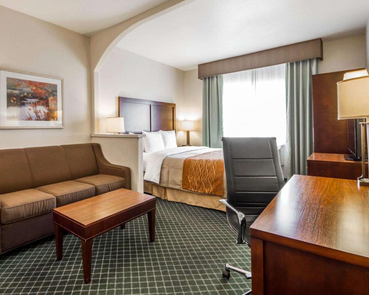 Comfort Inn & Suites Oakland Airport Extérieur photo