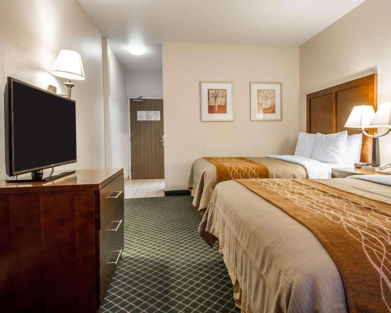 Comfort Inn & Suites Oakland Airport Extérieur photo