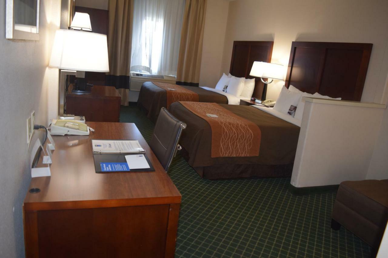 Comfort Inn & Suites Oakland Airport Extérieur photo